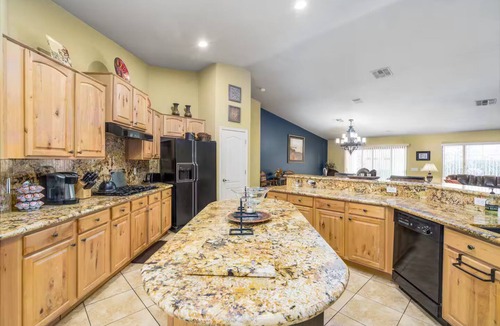 Palm Valley House | "Casa de Palmas" Paradise Oasis w/Diving Pool,BBQ & Fire pit