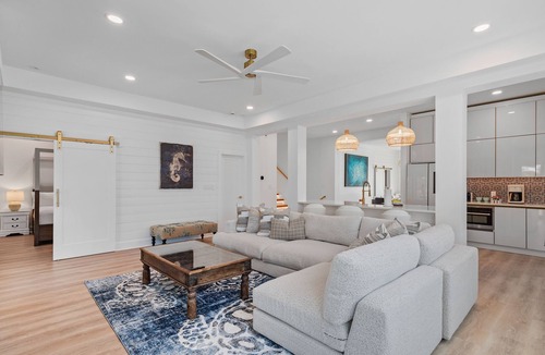 Emerald Waters Village House | Casa Delle Libellule - Newly Renovated with Golf Cart