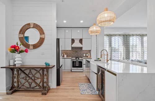 Emerald Waters Village House | Casa Delle Libellule - Newly Renovated with Golf Cart