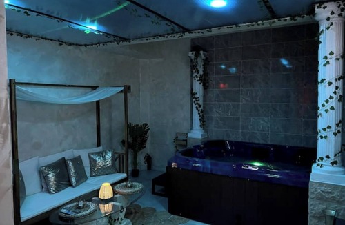 La Varenne Saint-Hilaire House | Casa Di Vibes - Private Spa