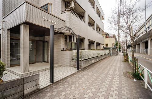 Fuchu Apartment | Casa Kiwa Room 101