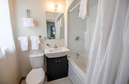 Sundridge Hotel | Caswell Resort Hotel