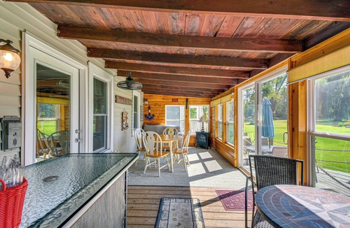 Cayuga Cottage | Cayuga Lake Cottage: Private Dock & Deck!