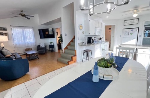 Town of Ledyard House | Cayuga Lake Living with Sunsets in the Village