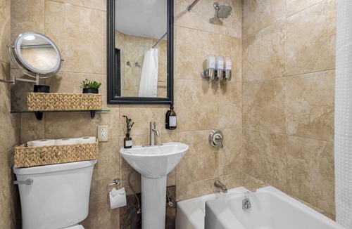 Central New York City Apartment | Central Midtown 1BR | Walk to Times Square!