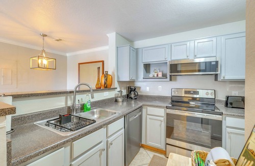 Oak Ridge Apartment | Centrally Located Orlando Apt w/Pool Access!