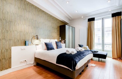 Champs-Elysees Apartment | Cerisoles A - One Bedroom Apartment, Sleeps 4