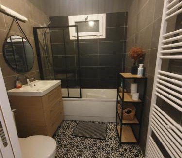 Noisy-le-Grand Bed & Breakfast | Chambre cosy Bed and Breakfast entre Paris et Disney
