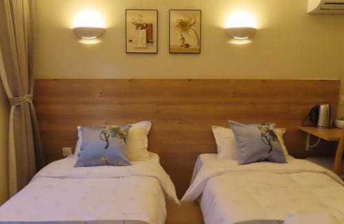 Bondy House | Chambre deux lits séparés