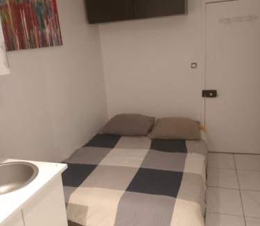 Charonne Apartment | Chambre proche centre et monuments