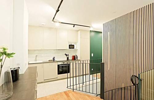Quartier Saint-Ambroise Condo | Charmant appartement 8 personnes