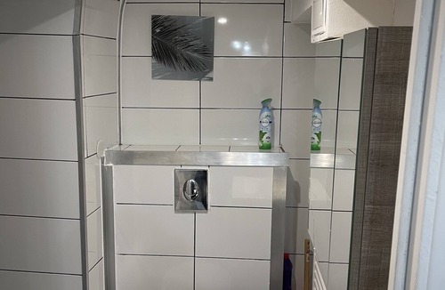 Suresnes Apartment | Charmant Appartement Entièrement Meublé à 10 Minutes de la Défense
