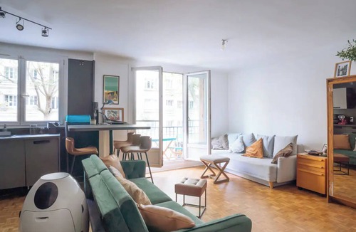 Saint-Fargeau Apartment | Charming 1 bedroom apart with balcony!