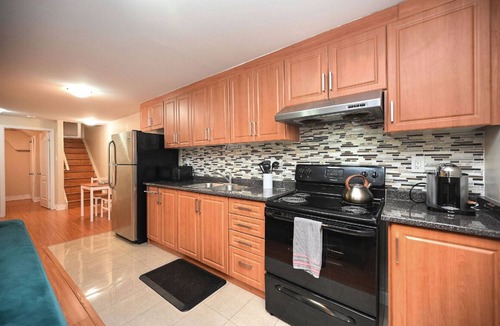 East Credit Apartment | Charming 1 bedroom apartment