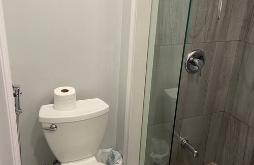 Churchill Meadows Apartment | Charming 1-bedroom apartment with WiFi, AC in delightful Mississauga