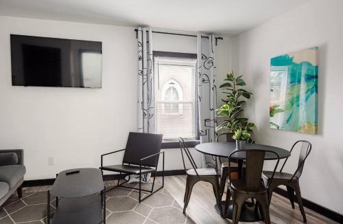 Penn-Knox Apartment | Charming 1BR,1BA Gem with Free Parking in Philly