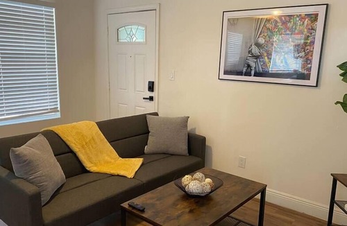 Ybor City Apartment | Charming 1BR Apartment near Armature Work
