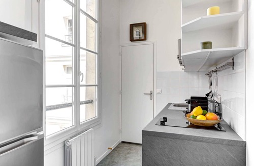 Les Halles Apartment | Charming 1BR by Centre Pompidou - Sleeps 4
