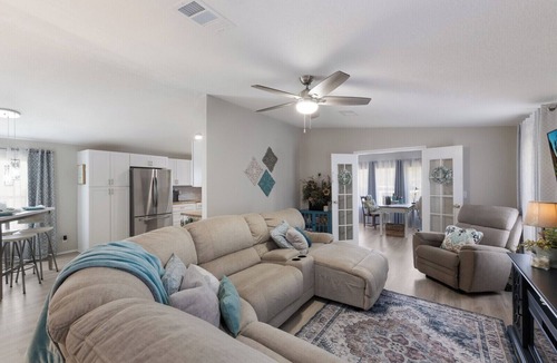 Grove City House | Charming 2-bedroom 2-bath house near BEACHES, marinas, golfing and more…