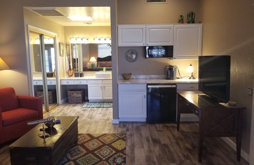 San Ignacio Vista II Estates Villa | Charming 2 bedroom, 2 bathroom Villa with Mountain Views