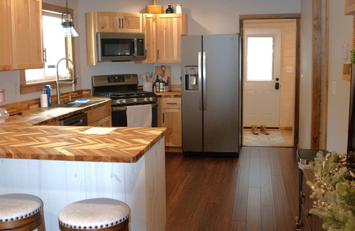 Williamsport House | Charming 2-bedroom bungalow in Williamsport