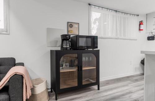 Welland Apartment | Charming 2BR Near Niagara College