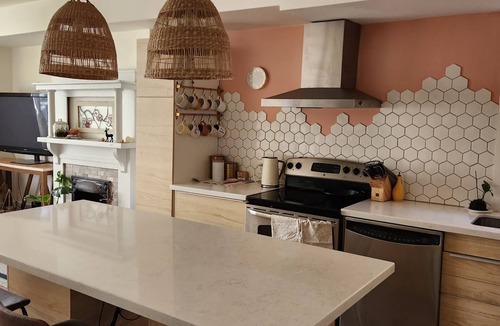 Leslieville House | Charming 3-bedroom house in Toronto with AC, WiFi, fitness equipment