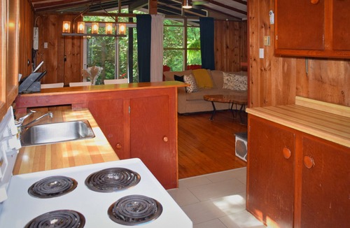 Huron-Kinloss Cottage | Charming 4-bed cottage by Lake Huron's sunsets.