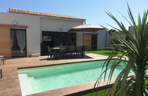 Cala Rossa Villa | Charming 5* villa, air-conditioned, with swimming pool, 800m from Cala Rossa beach