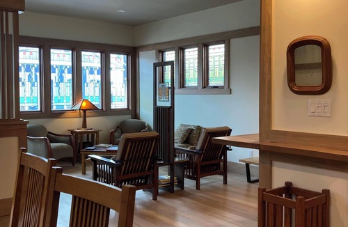 Saint Claude House | Charming and architecturally stunning 2-bedroom house in marvelous New Orleans.