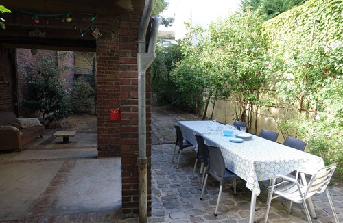 Les Lilas House | Charming and spacious house, for 12p. Garden, Parking lots, 5' away from metro
