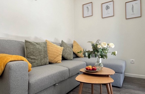La Courneuve Apartment | Charming apartment with balcony near Paris