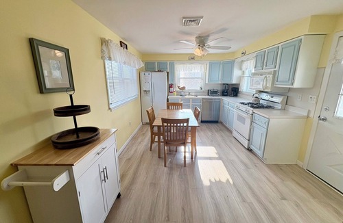 Cape May Court House House | Charming bayside retreat