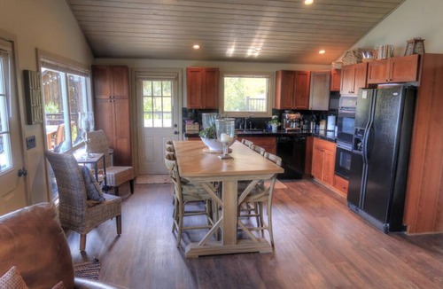 Rockford Bay House | Charming Direct Lakefront 5BR Home With Stunning Views @ Coeur d’Alene