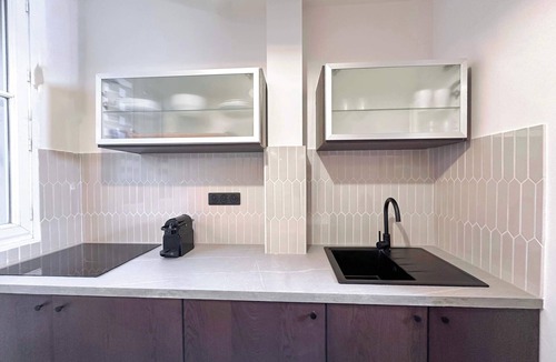 15th Arrondissement Apartment | Charming Flat with lift near Eiffel Tower for 5