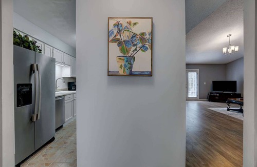 Palm Bay House | Charming Palm Bay Retreat with Garden