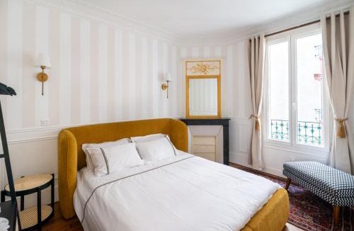 Saint-Lambert Apartment | Charming Parisian Flat near Eiffel Tower