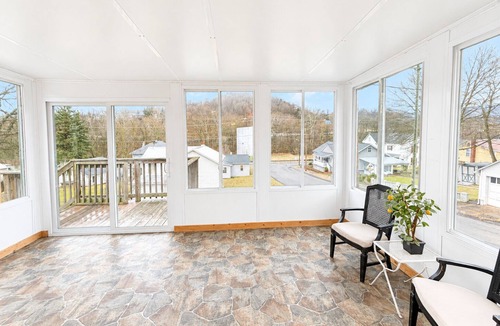Lewistown House | Charming, pet-friendly 2-bedroom house in Lewistown