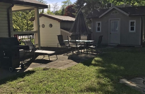 Southampton Cottage | Charming Southampton Cottage - just steps to South Beach!
