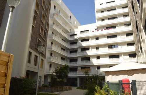 Bobigny Apartment | Cheap Charming family size studio with self made office, TV, WiFi, Cafe, etc