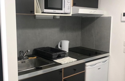 Pantin Apartment | Cheap Paris. New apartment in town house near the center.