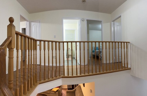 Brampton House | Cheerful 3-Bedroom Home With Free Parking