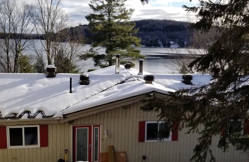 Feronia House | Cheerful 5-Bedroom Lake Frontnn