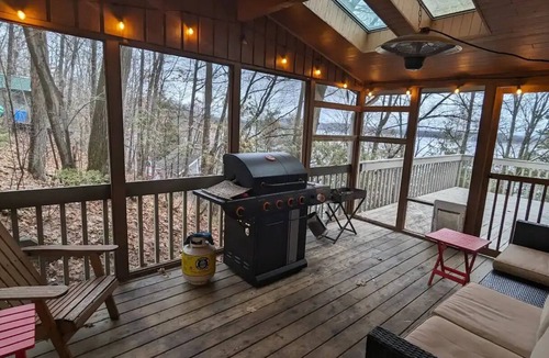 Feronia House | Cheerful 5-Bedroom Lake Frontnn
