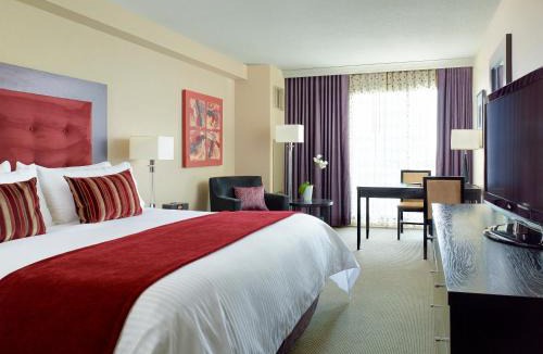 Bay Street Corridor Hotel | Chelsea Hotel Toronto