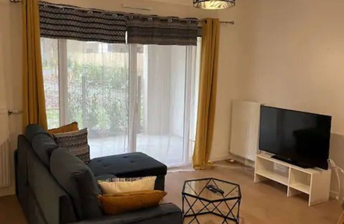Villejuif Apartment | Chez David