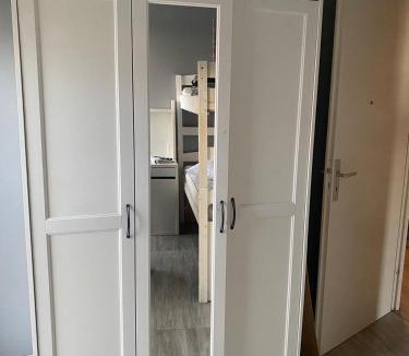 Montreuil Apartment | Chez Mado JOP2024