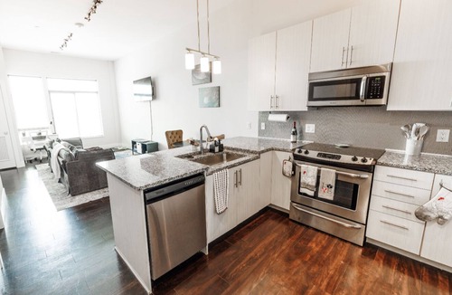 Norristown Apartment | Chic 2-bedroom apartment with WiFi, AC in fabulous Norristown