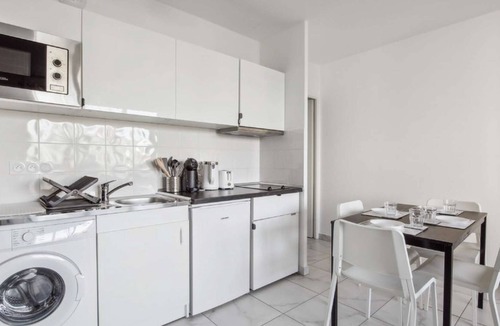 Ivry-port Apartment | Chic apart with balcony near Paris