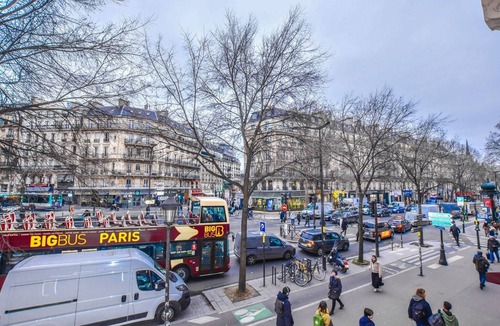 10th Arrondissement Apartment | Chic apartment - 3BR/8P - Canal Saint-Martin